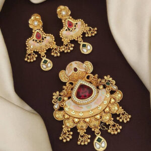 Classic Brass High Gold Plated Pendal Butti