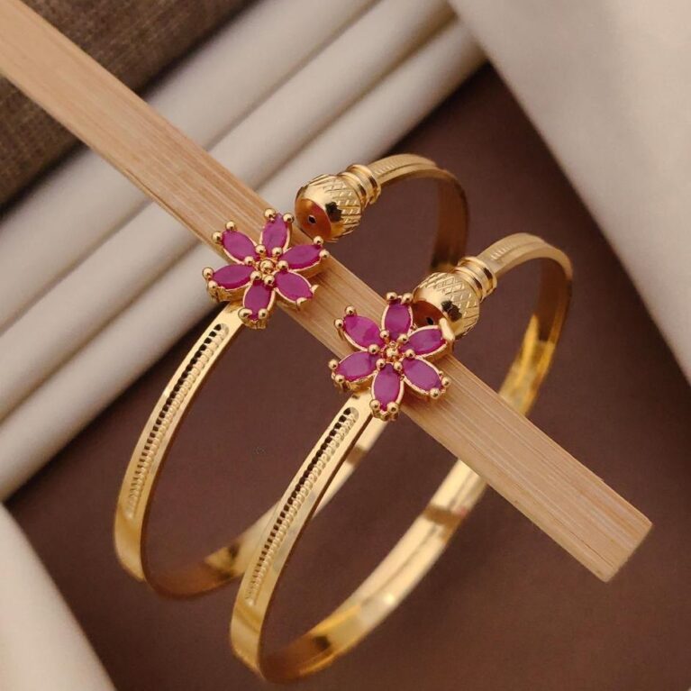 Glam Up Gold Finish Bangles